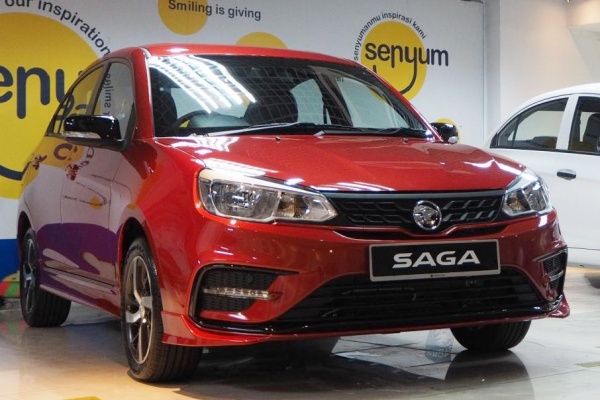 Grab drivers who buy a new Proton Saga can now enjoy cash rebates and discounted service packages