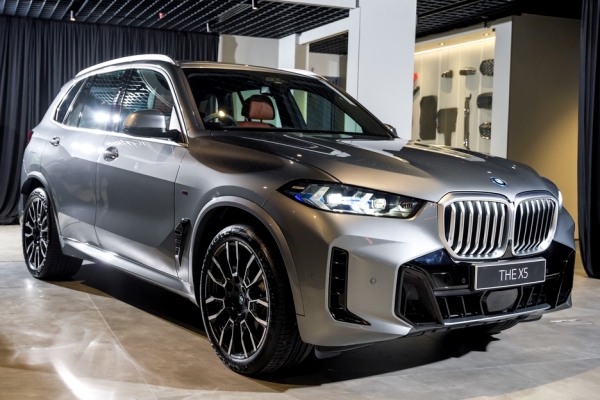 CKD (G05) 2024 BMW X5 LCI PHEV launched in Malaysia -  RM 528,100; 489 PS/700 Nm, 110 km electric range