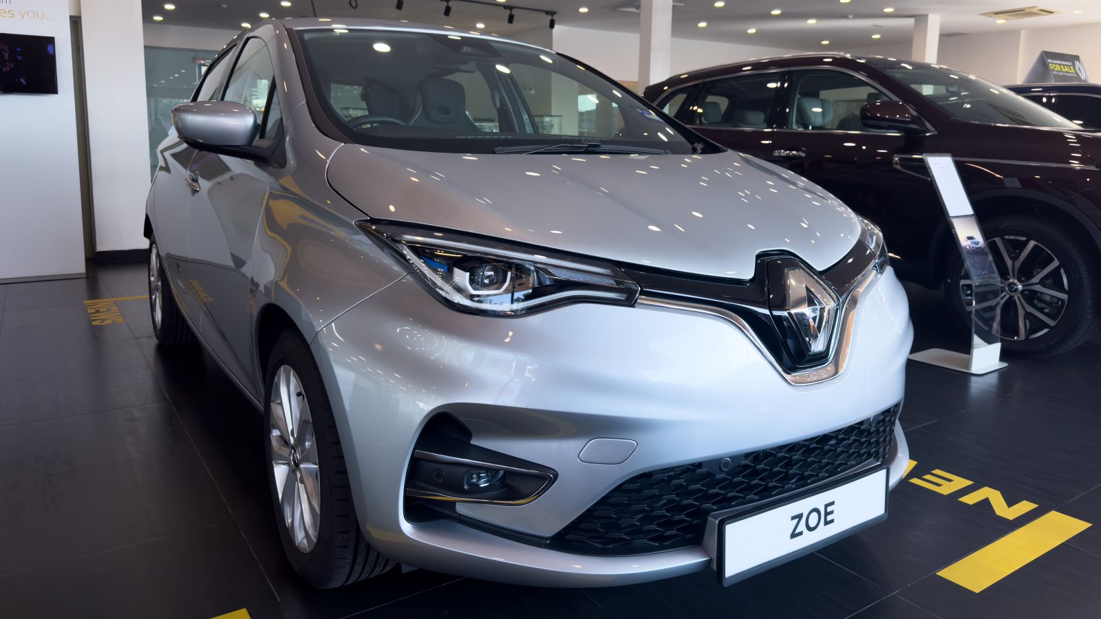 New 2023 Renault Zoe launched in Malaysia - First shipment sold out, from RM 165k, 395 km, 50 kW DC charging