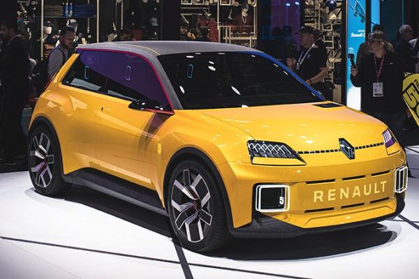 Renault: Prediction of cheaper EV batteries were wrong, calls high-end models environmental nonsense