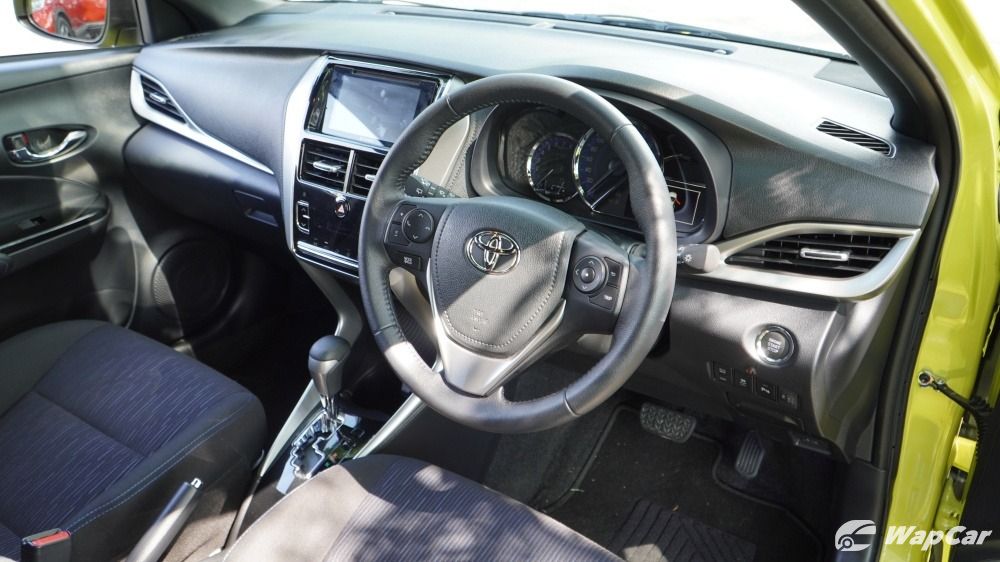 2019 Toyota Yaris interior 