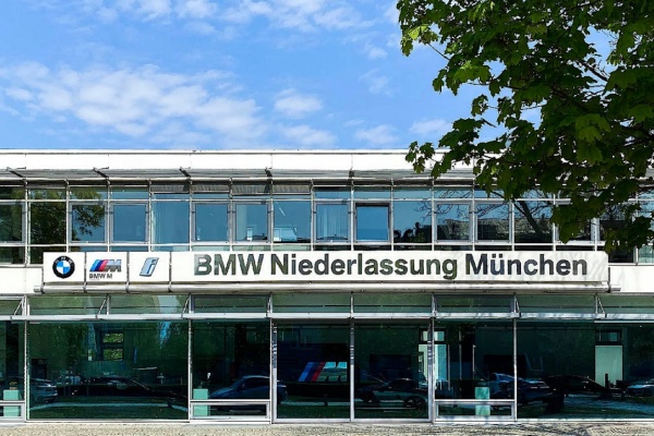 After Mercedes-Benz, BMW is next to transition from dealers to a direct-to-consumer agency model