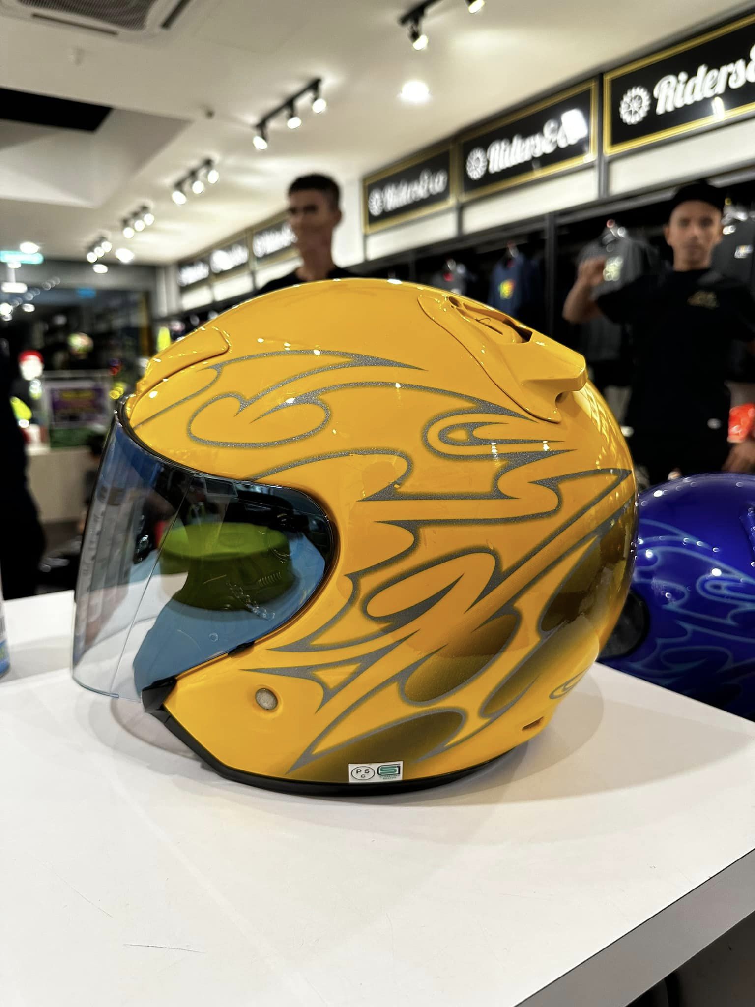 harga helmet shoei original RF-1400 Full Face Motorcycle : Automotive Exceptional airflow Shoei Motorcycle Helmet Shoei Honda