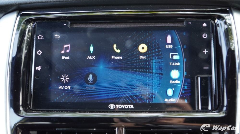 2019 Toyota Yaris infotainment 